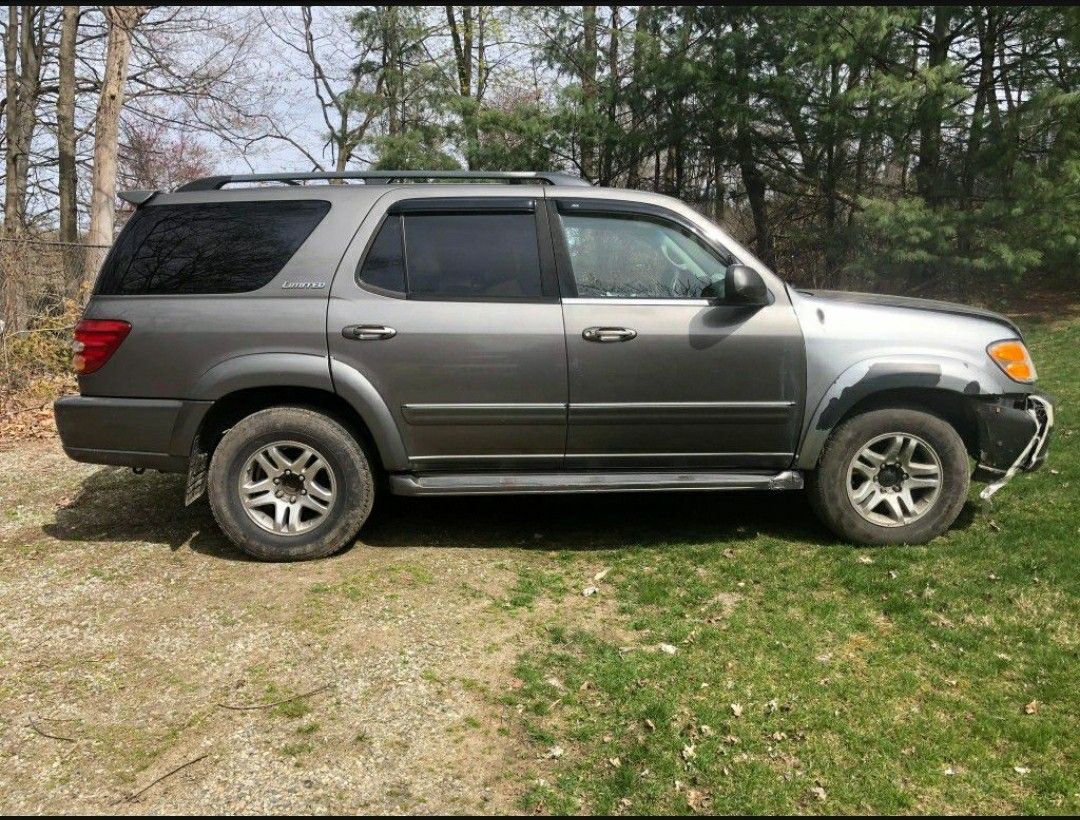Toyota Sequoia 8 Seater Third Row for Sale in Crompond, NY OfferUp