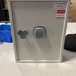 Wilson Wall Safe