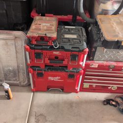 Milwaukee Pack out Roller 