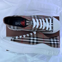 Burberry Shoes