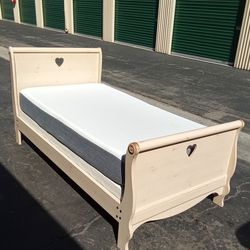 TWIN BED FRAME WITH BOX SPRING AND MATTRESS