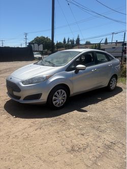 2015 Ford Fiesta Part Out