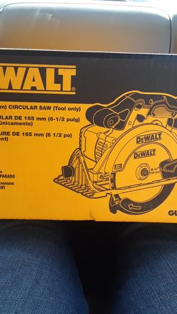 20 volt dewalt 2 batteries 1 charger 1 tool bag