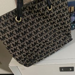 Micheal Kors Bag 
