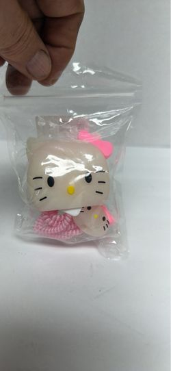 Hello Kitty Mini Figure with Hair Ties