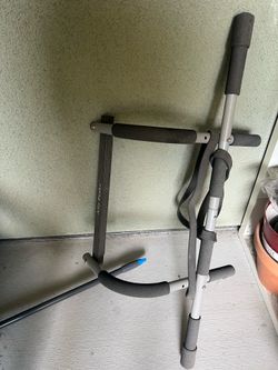 Pull up bar