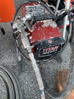Titan 440 Airless Paint Sprayer Good Condition With Contractor Gun Sprayer…