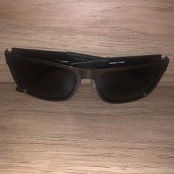 Dark Shade Glasses 