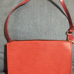 Vintage 2002 Louis Vuitton Pochette  in Castilian red