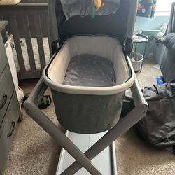 Uppababy Bassinet with Stand