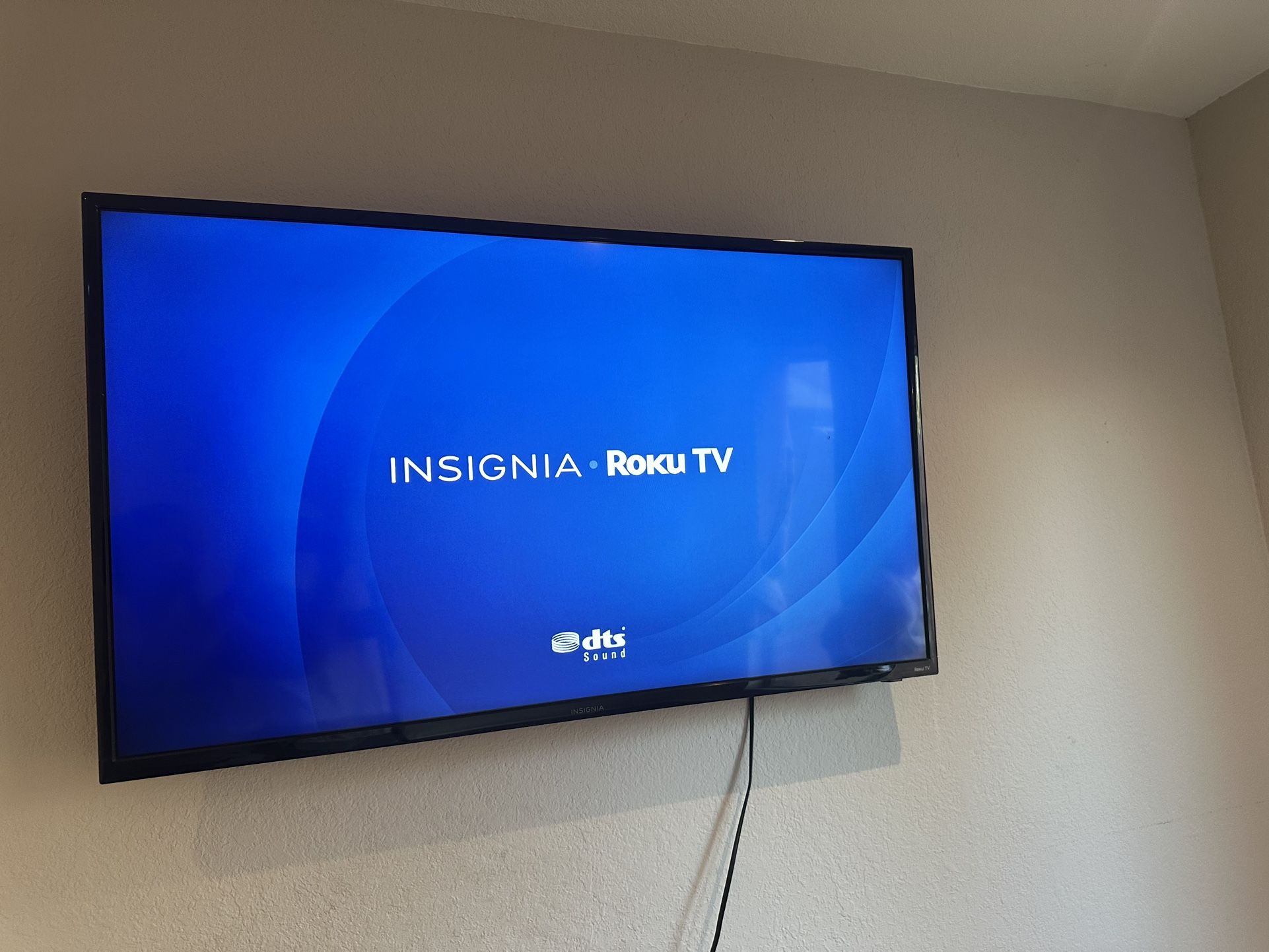 50 Inch Insigna TV