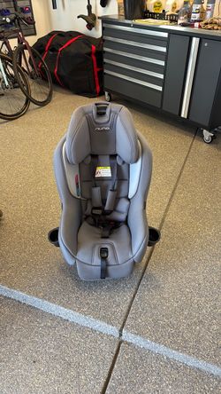 Nuna Rava Carseat