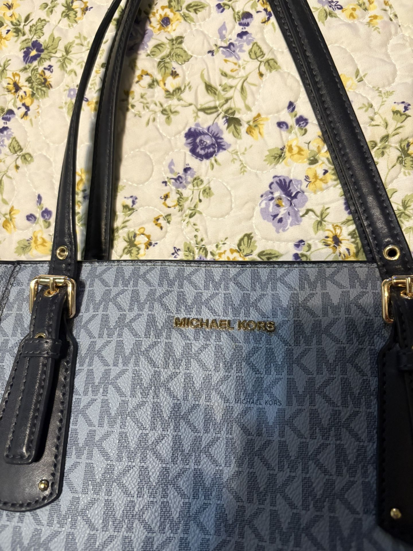 Authentic Michael Kors Purse $40.00