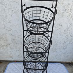 3 Tier Standing Fruit Baskets 