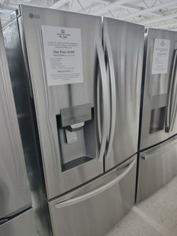 $749 (THIS WEEK ONLY: 50% OFF FRENCH 3 DOOR REFRIGERATORS) LG 28 Cu ft 36'W