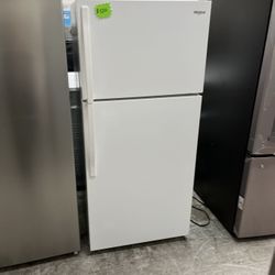 white whirlpool refrigerator