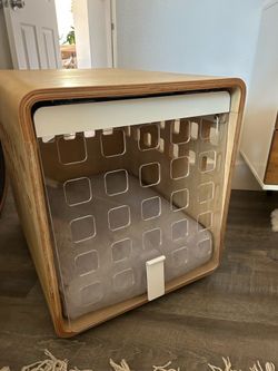 Dog crate