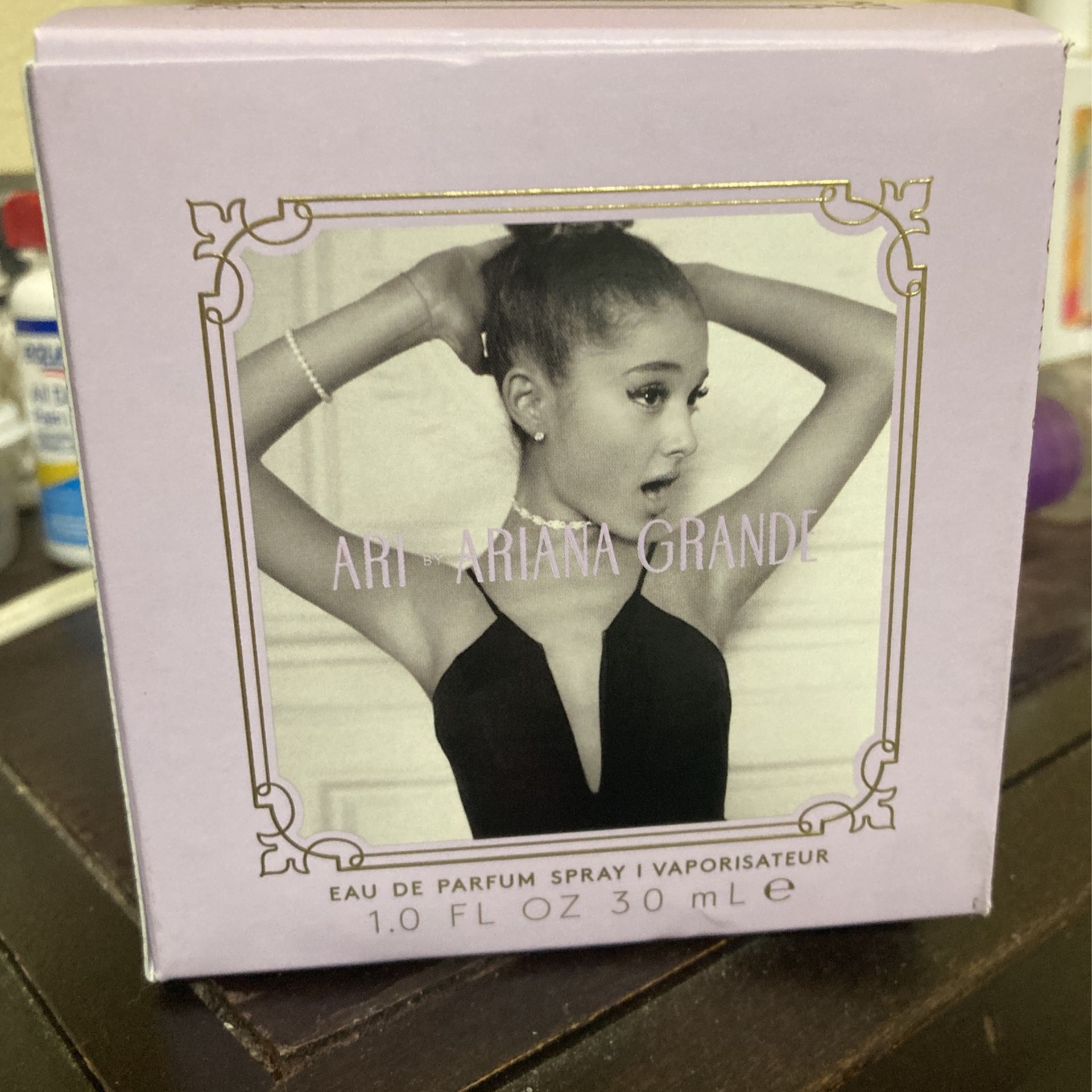 Ariana Grande Perfume