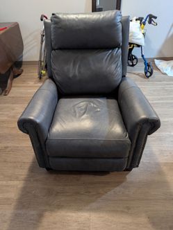 Recliner