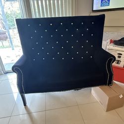 I Have This Bench Broken In The Middle And Missing One Leg $50 