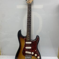 Squier Sonic Stratocaster Maple Fingerboard Electric Guitar 2-Color Sunburst