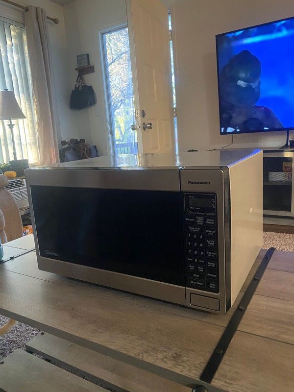 Sale Stanley Steel Microwave