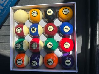Pool balls