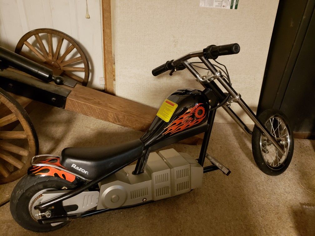 Authentic Razor Electric Mini Chopper Motorcycle