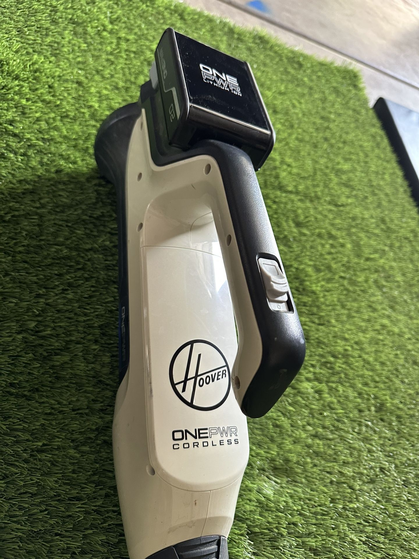 Cordless Leaf Blower