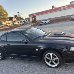 2004 Ford Mustang