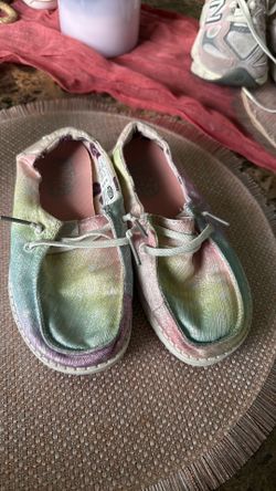 Hey Dude girls shoes