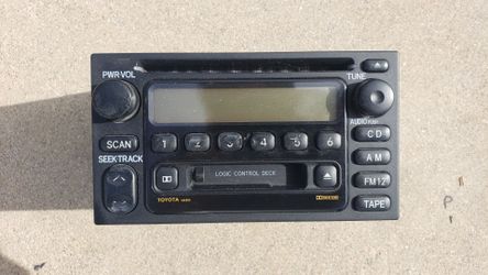 2001 Toyota 4Runner Radio - CD - Cassette Tape Player