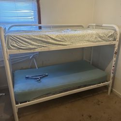 Bunkbeds Metal Frame