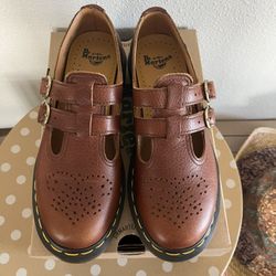 Women’s Doc Martin Leather T-Strap 