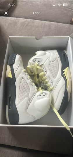Jordan 5 retro luminous green size 10