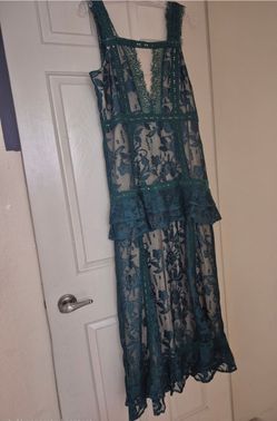 Long emerald green lace dress by VENUS