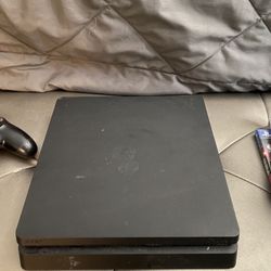 Black PS4 Slim