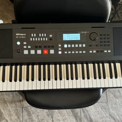 Roland Keyboard 
