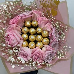 Valentines Heart Shape Rose Boquet 