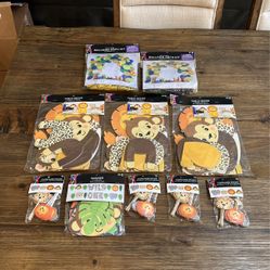Jungle Theme Party Decor, Includes 2 Balloon Arch Kits, 3 Animal Decor, 4 Cupcake Pics, One “wild One” Banner, And 2 Paper Fans (tiger N Lion), $20 