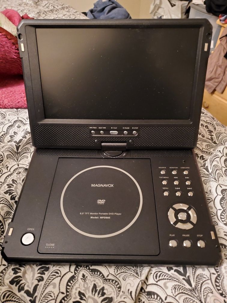 Portable DVD