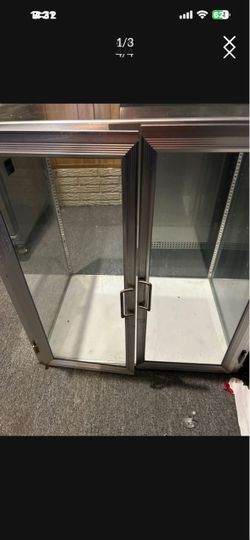 Glass cabinet