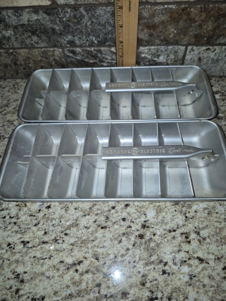 Vintage General Electric Redi-cube Metal Ice Cube Trays