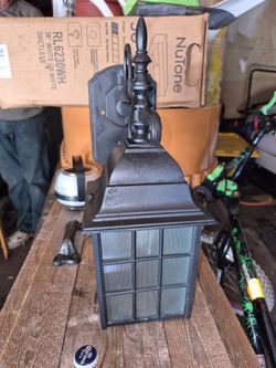 Outdoor lamps