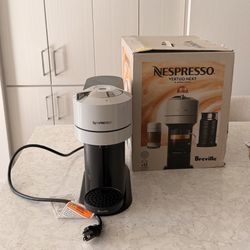 Nespresso Vertuo Next Machine 