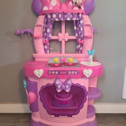 Disney Minnie Mouse Kitchen Set