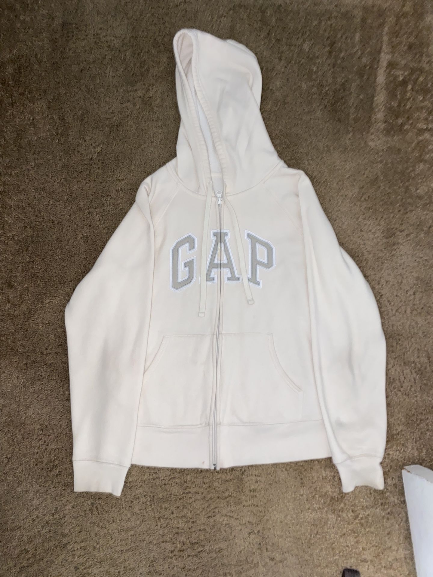 Beige medium gap zip up