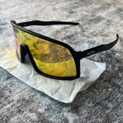 Oakley SUTRO Black  Matte POLARIZED Galaxy Yellow Iridium lens Sunglass 9406