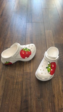 CROCS