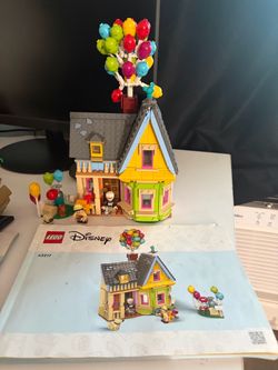 LEGO Disney Pixar 43217 Up House – Carl, Russell, Dug + Instructions